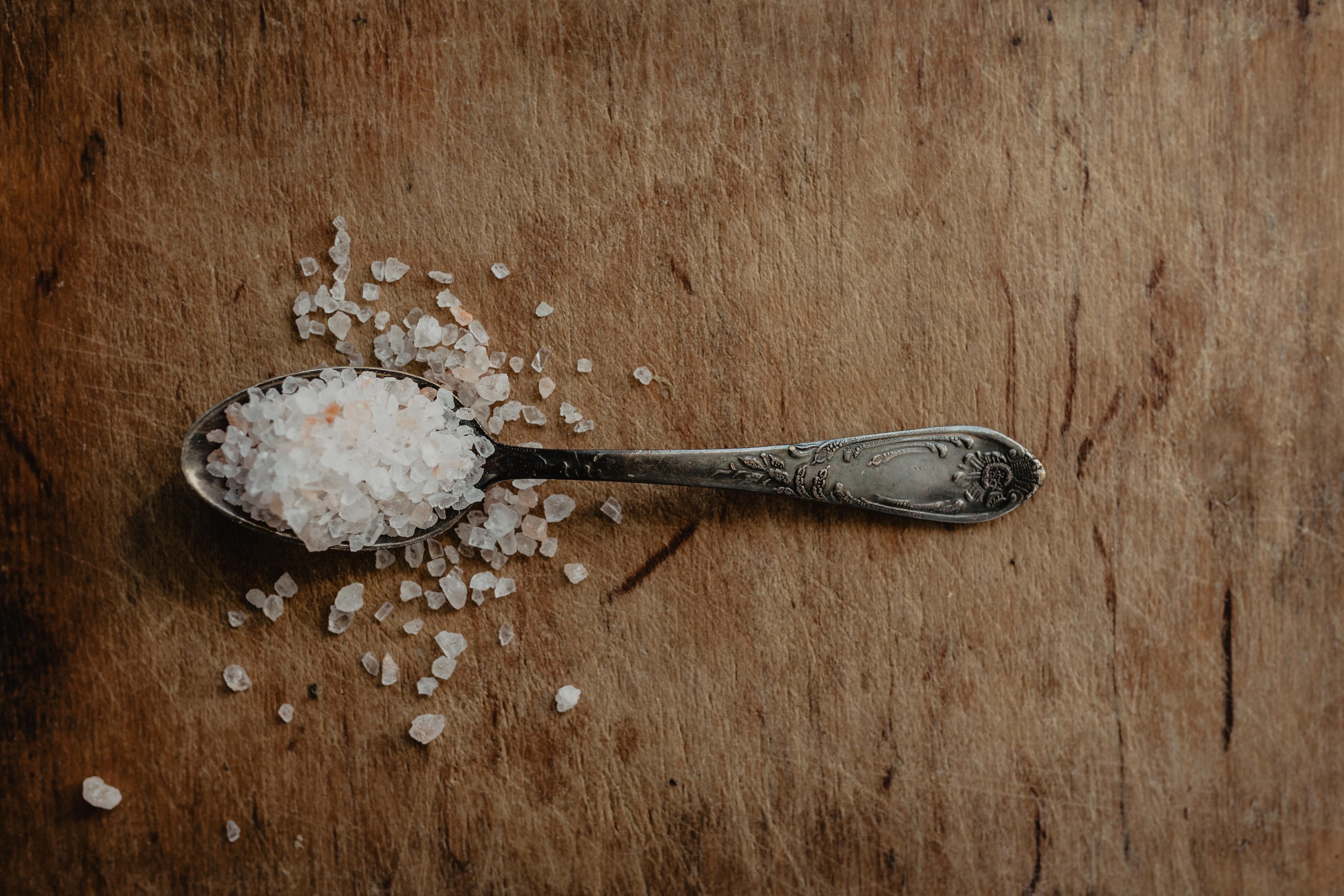 Чому важливо вживати сіль