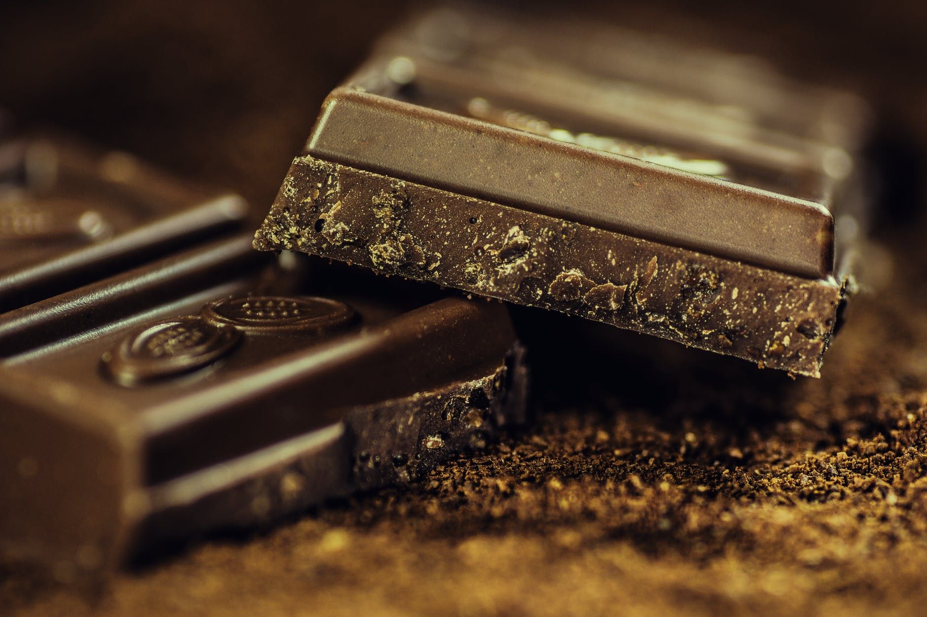 Чи можна зміцнити імунітет за допомогою чорного шоколаду - Корисно