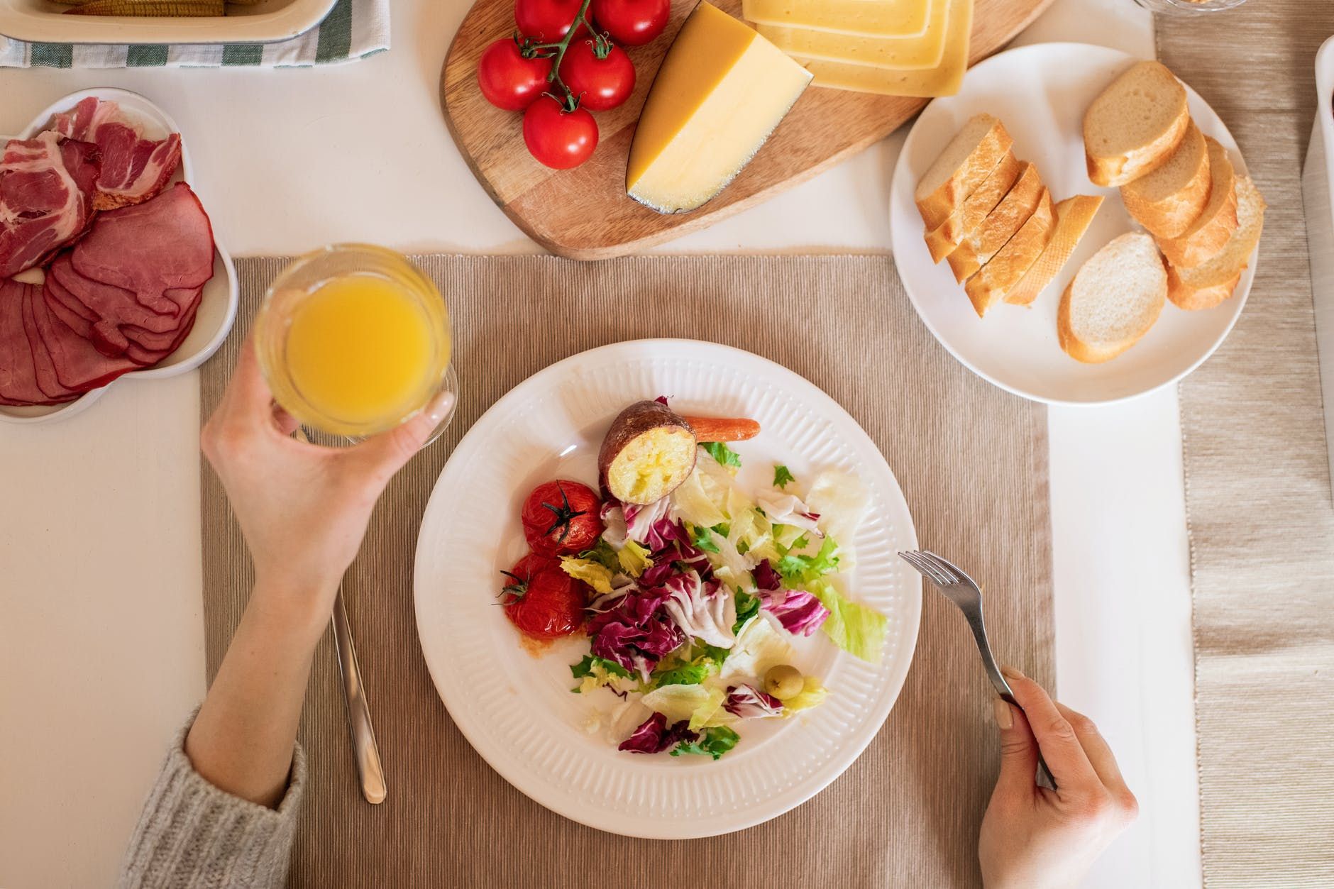 Дослідження: пізній сніданок підвищує ризик діабету 2 типу