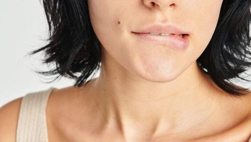 Як перестати кусати губи: 5 перевірених способів
