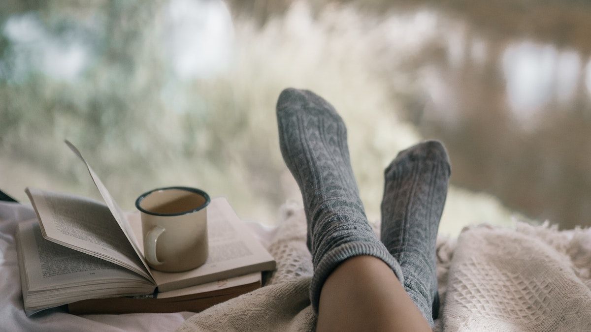 Чому корисно спати у шкарпетках