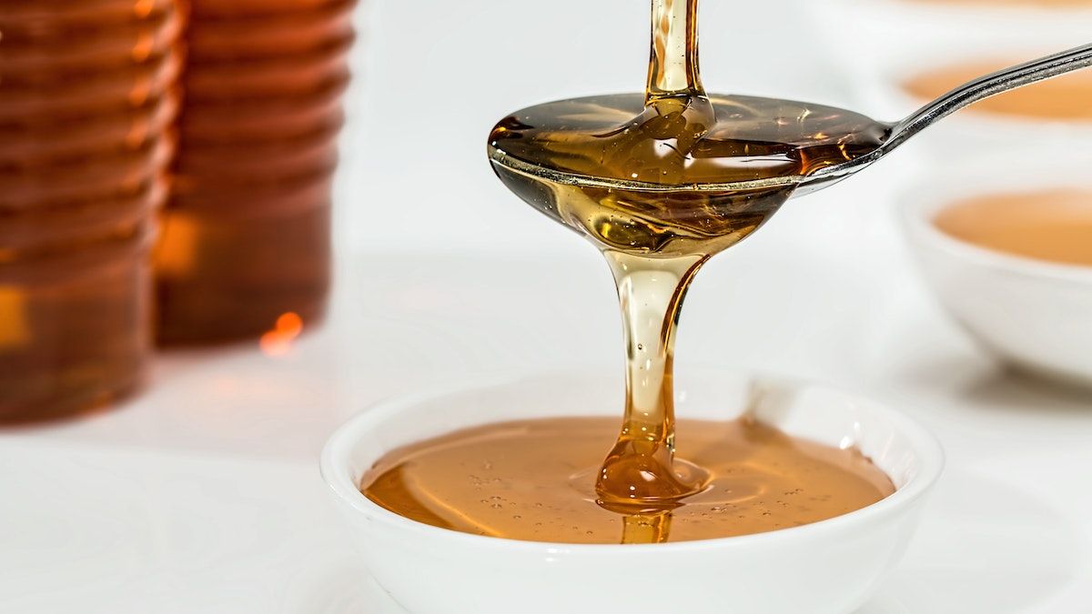 Чому потрібно їсти мед