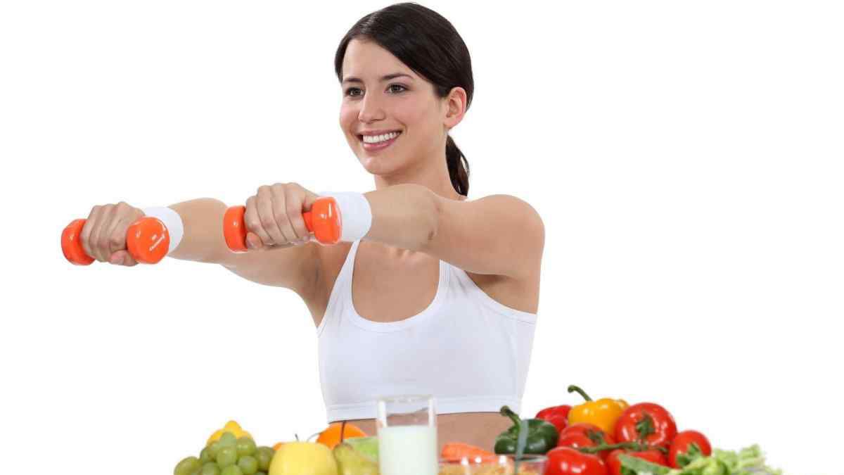 Які продукти відновлюють м'язи після тренування