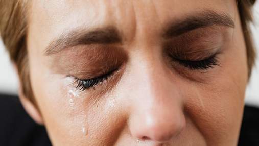 Чому плакати – корисно: цікаві факти про особливості та причини плачу в чоловіків та жінок